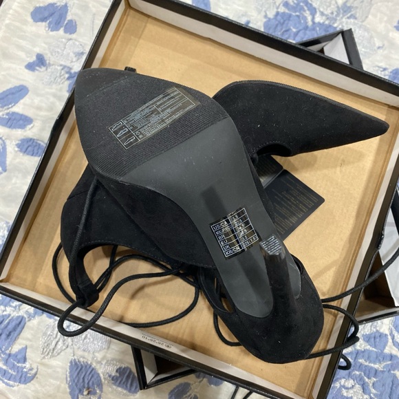New Black Forever21 Laced Heels - Size 5.5 - Picture 3 of 6